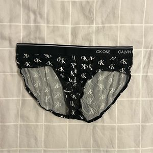 Calvin Klein briefs medium